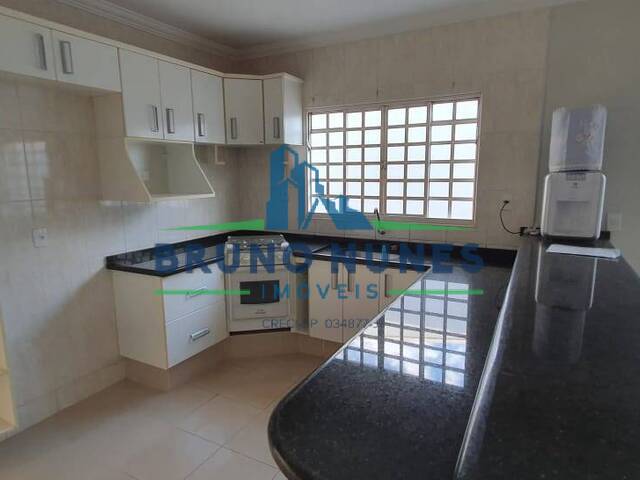 #1202 - Casa para Venda em Artur Nogueira - SP - 2