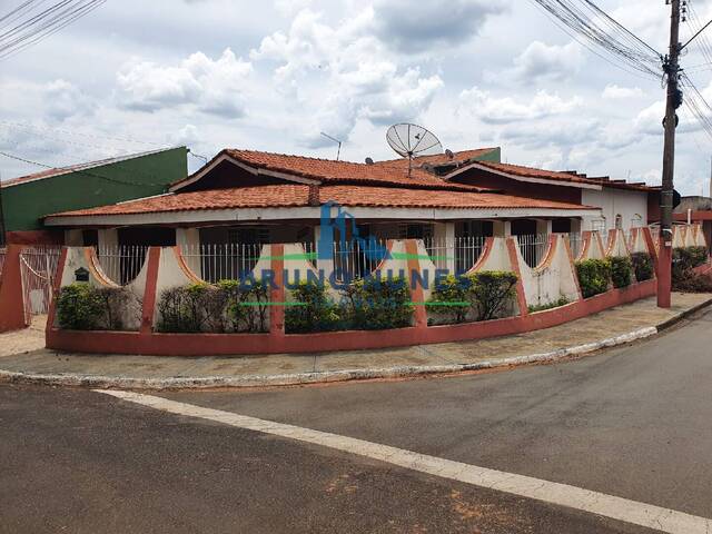 #1356 - Casa para Venda em Artur Nogueira - SP - 1