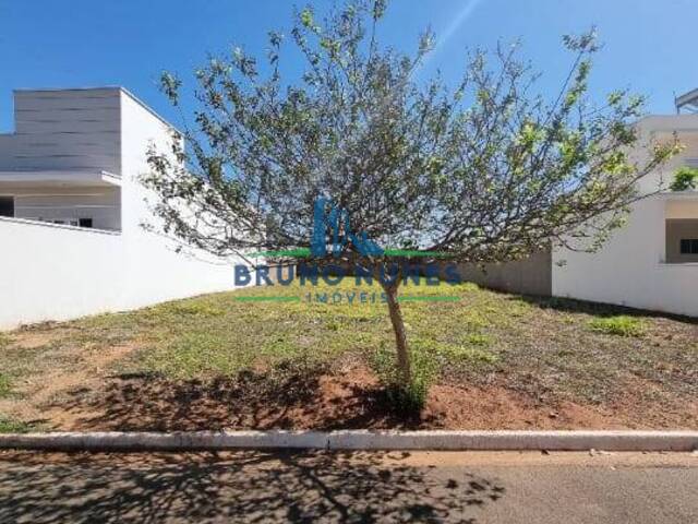 #1521 - Terreno para Venda em Artur Nogueira - SP