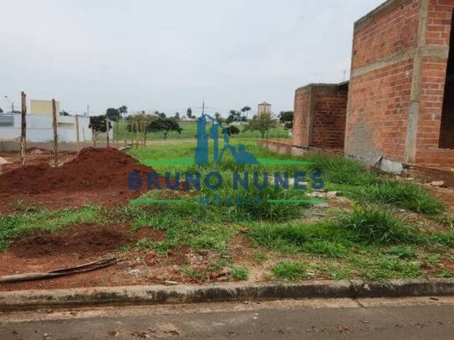 #1565 - Terreno para Venda em Artur Nogueira - SP