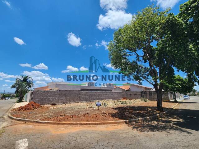 #1620 - Terreno para Venda em Artur Nogueira - SP - 2