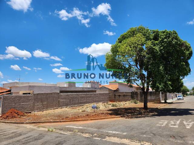#1620 - Terreno para Venda em Artur Nogueira - SP - 3