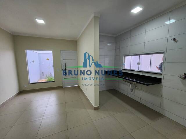 #1648 - Casa para Venda em Artur Nogueira - SP - 2