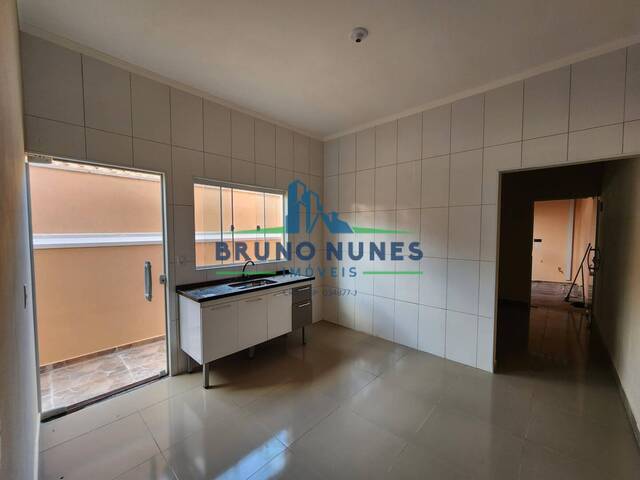 #1762 - Casa para Venda em Artur Nogueira - SP - 2