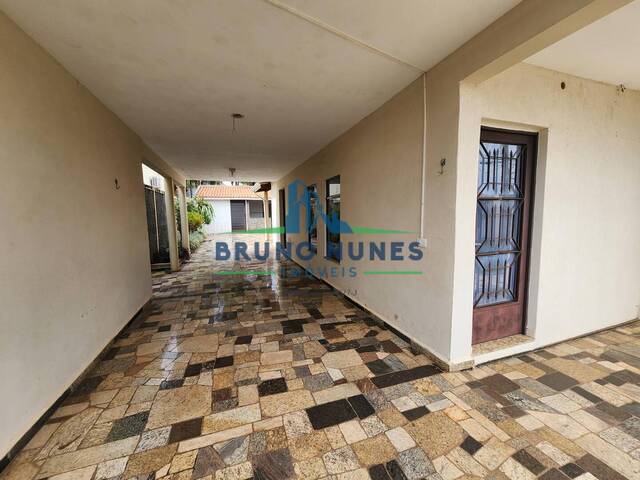 #1807 - Casa para Venda em Artur Nogueira - SP - 2