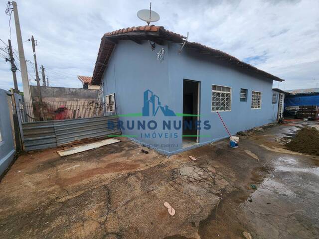 #1838 - Casa para Venda em Artur Nogueira - SP - 2