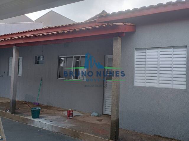 #1982 - Casa para Venda em Artur Nogueira - SP - 2