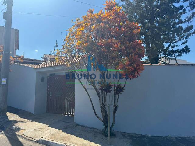 #1989 - Casa para Venda em Artur Nogueira - SP - 2