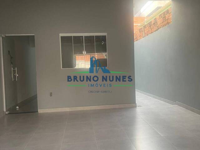 #2437 - Casa para Venda em Artur Nogueira - SP - 2