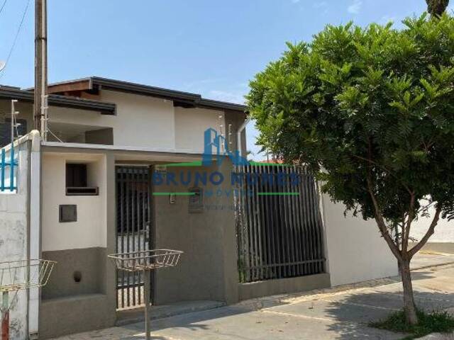 #2440 - Casa para Venda em Artur Nogueira - SP - 2