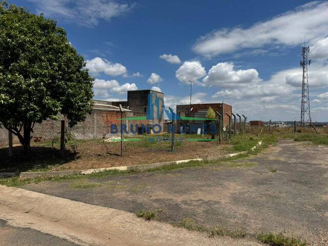 #2464 - Terreno para Venda em Artur Nogueira - SP - 2