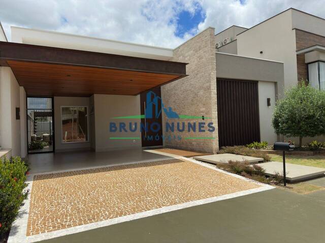 Venda em Condomínio Manhattan - Artur Nogueira