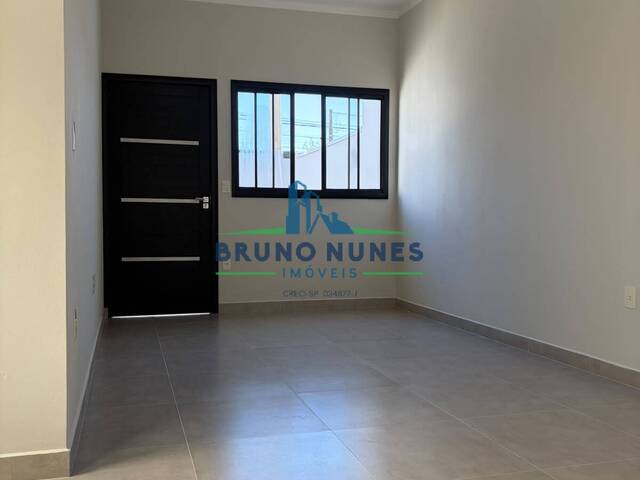 Casa para Venda em Artur Nogueira - 3